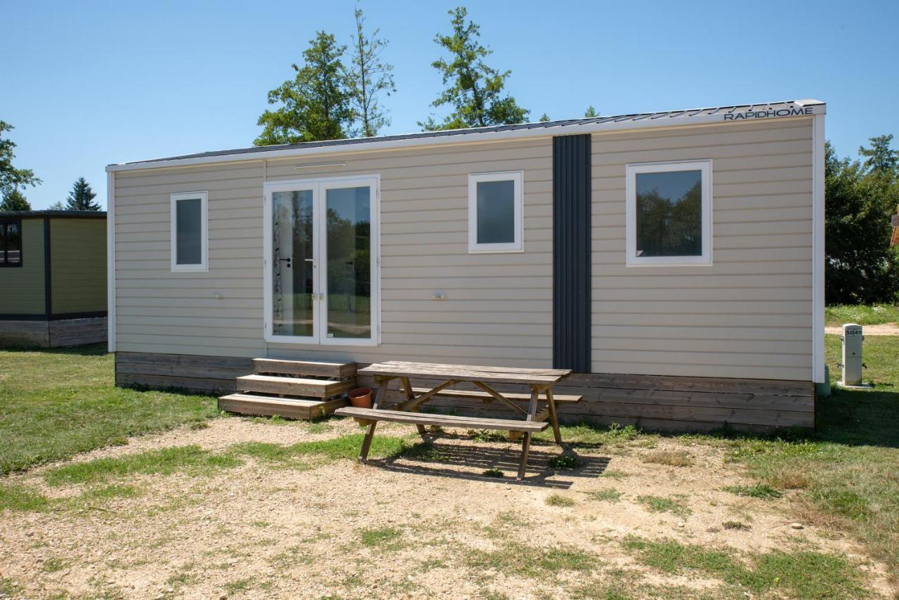 Camping Du Sevron Saint-Etienne-du-Bois  Екстер'єр фото