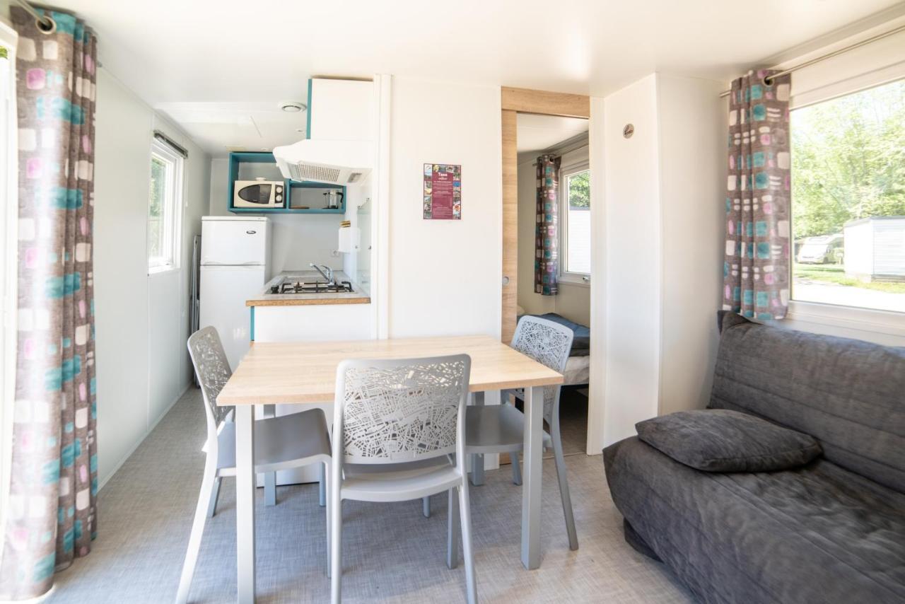 Camping Du Sevron Saint-Etienne-du-Bois  Екстер'єр фото