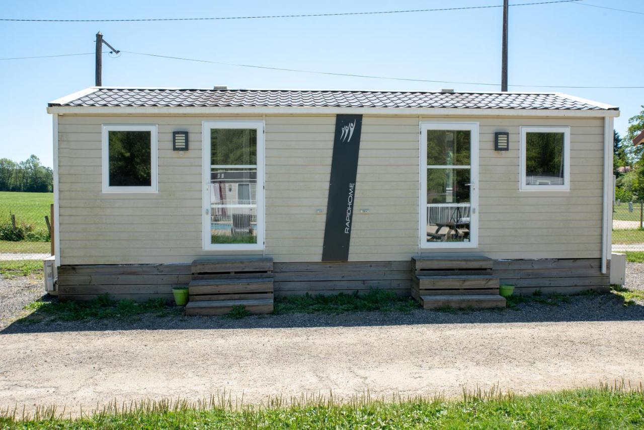 Camping Du Sevron Saint-Etienne-du-Bois  Екстер'єр фото